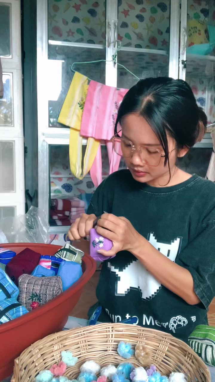 @ศิลปะบนผ้าทอ