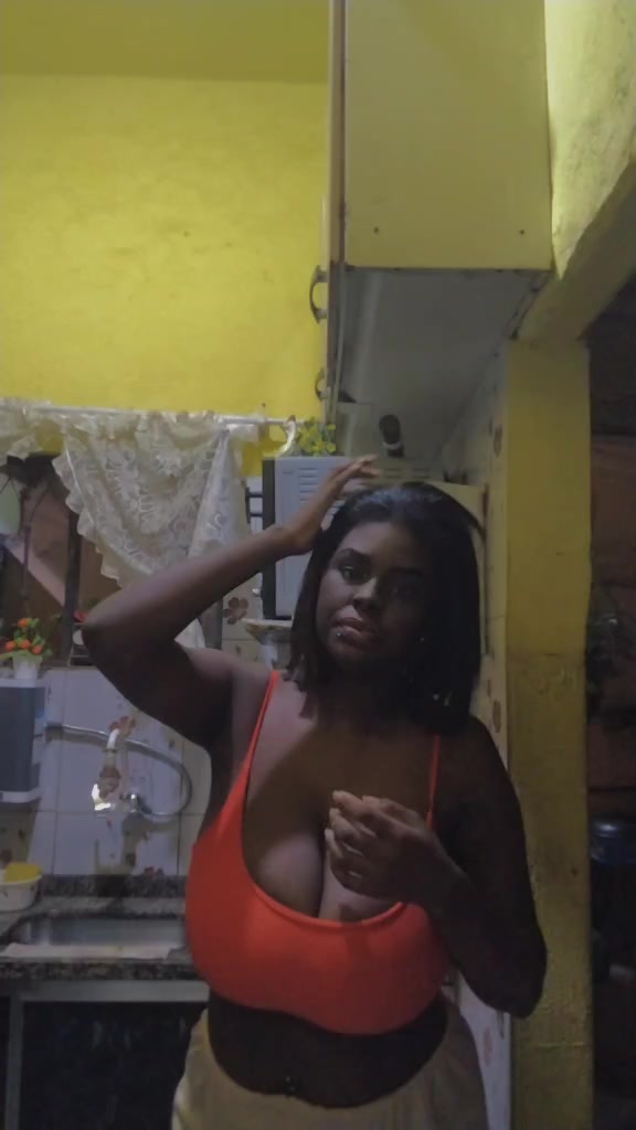 @Pretinha ✨