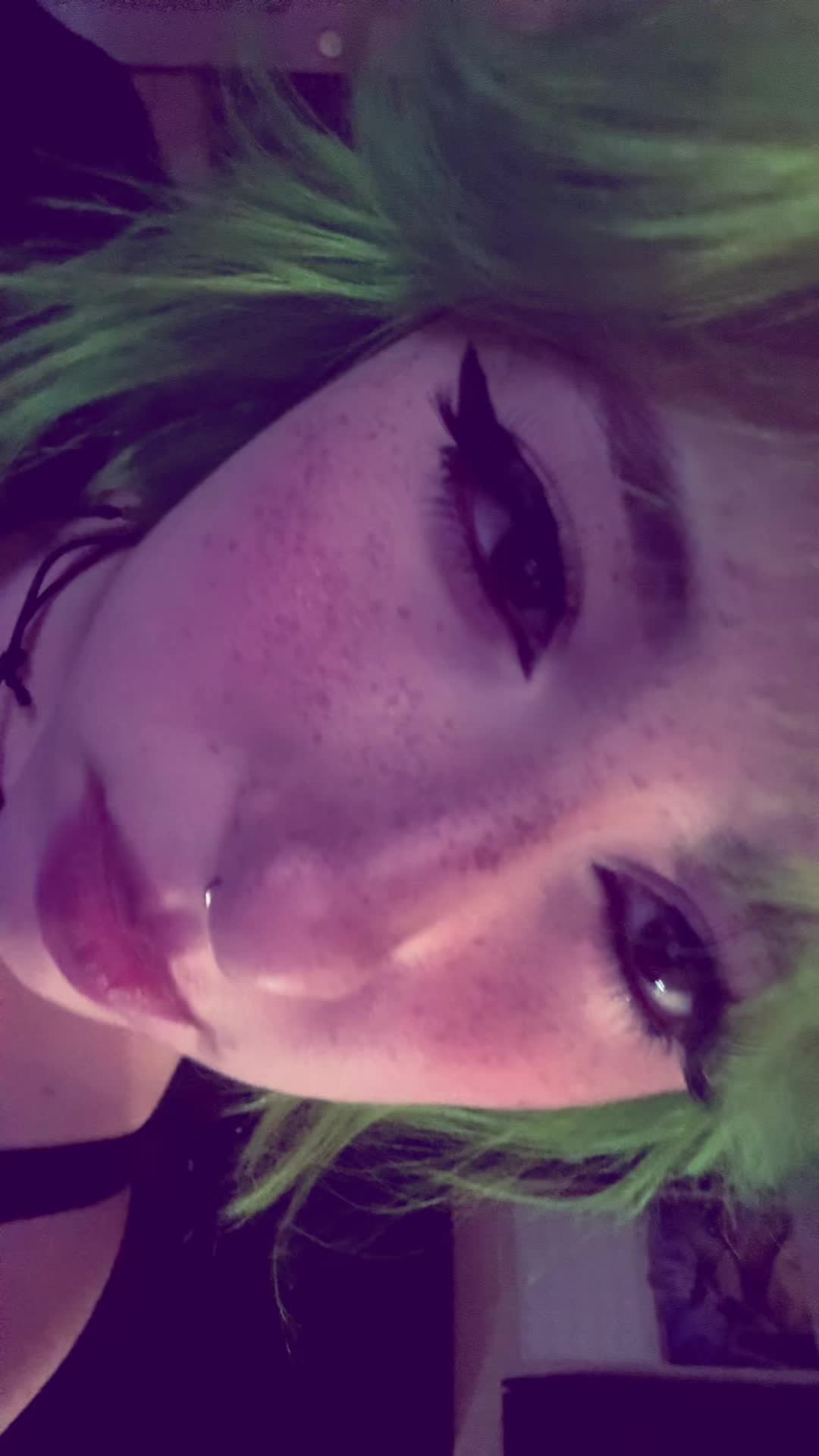 @impineapplegg