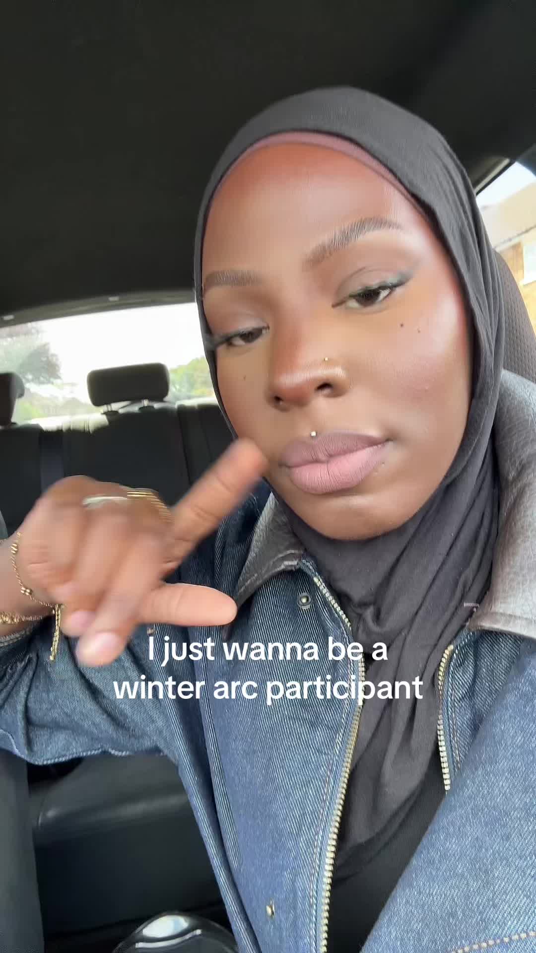 @ameenaroshae