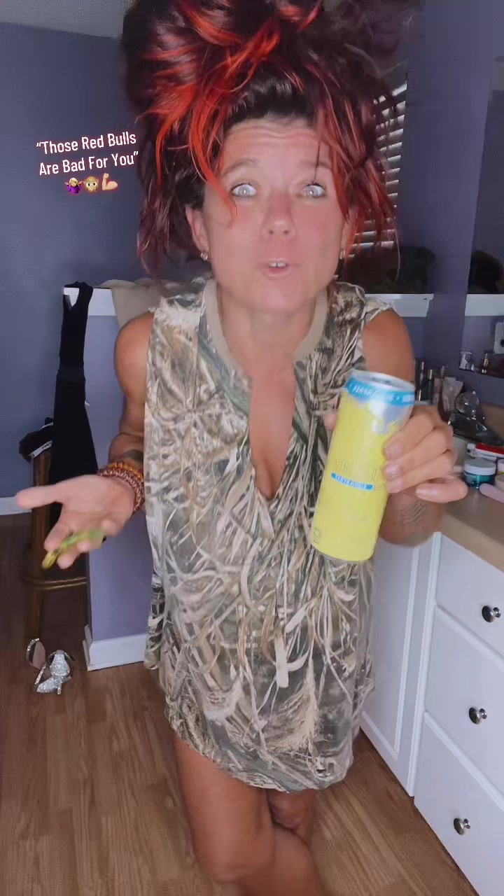 @RedneckBaddie