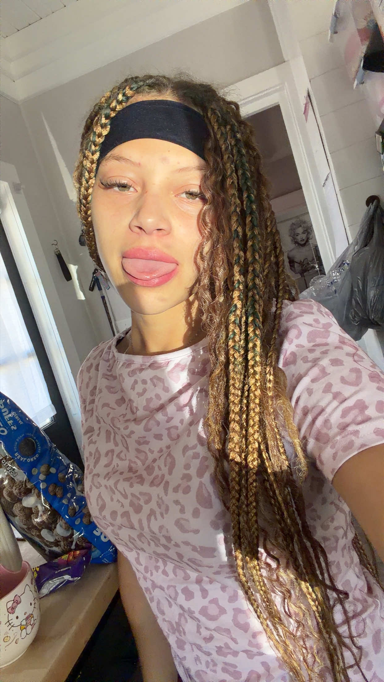 @6✨kissmyass✨7