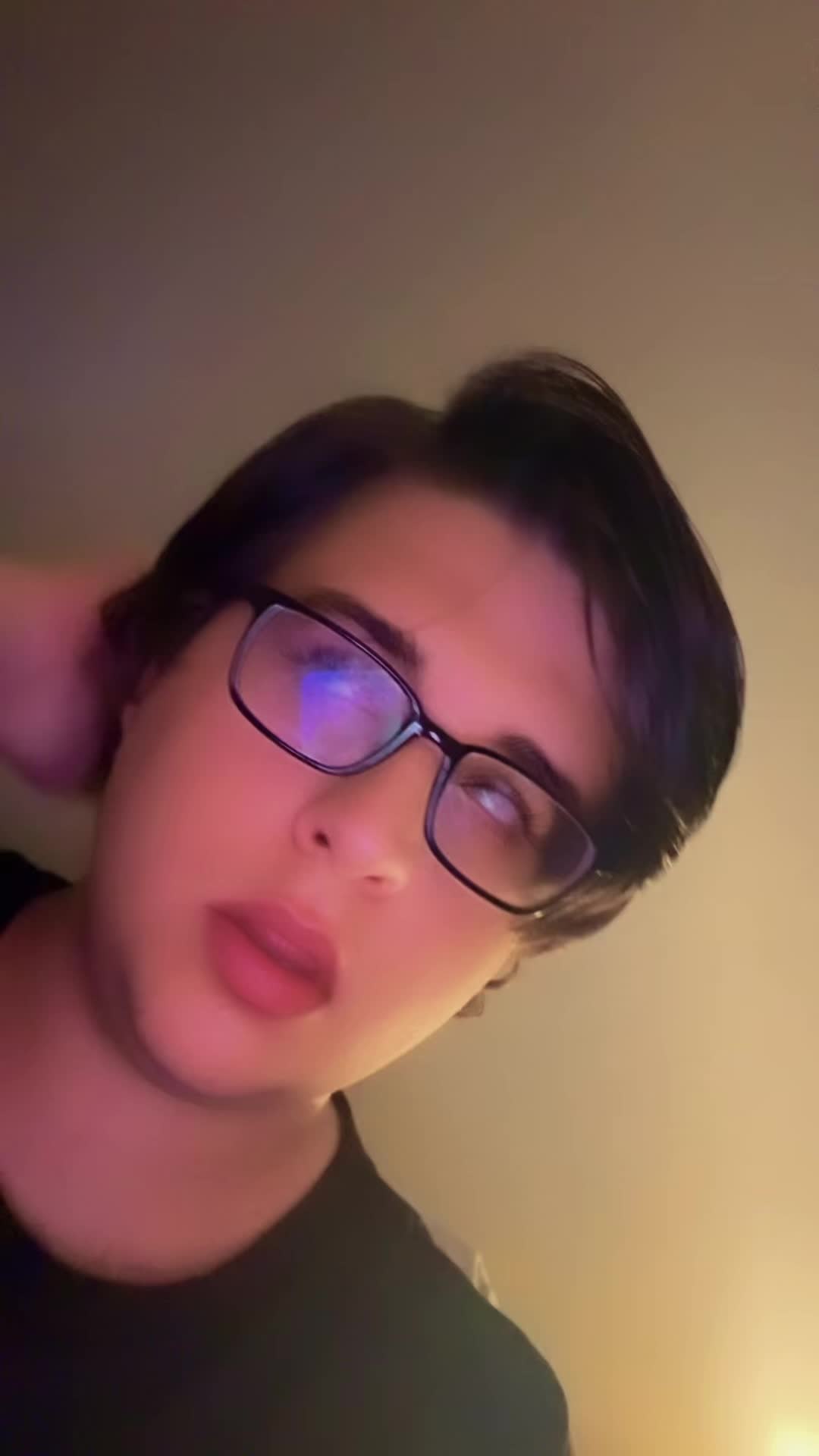 @𝓁𝒾𝓁_𝒸𝑜𝓃𝓃𝑜𝓇003