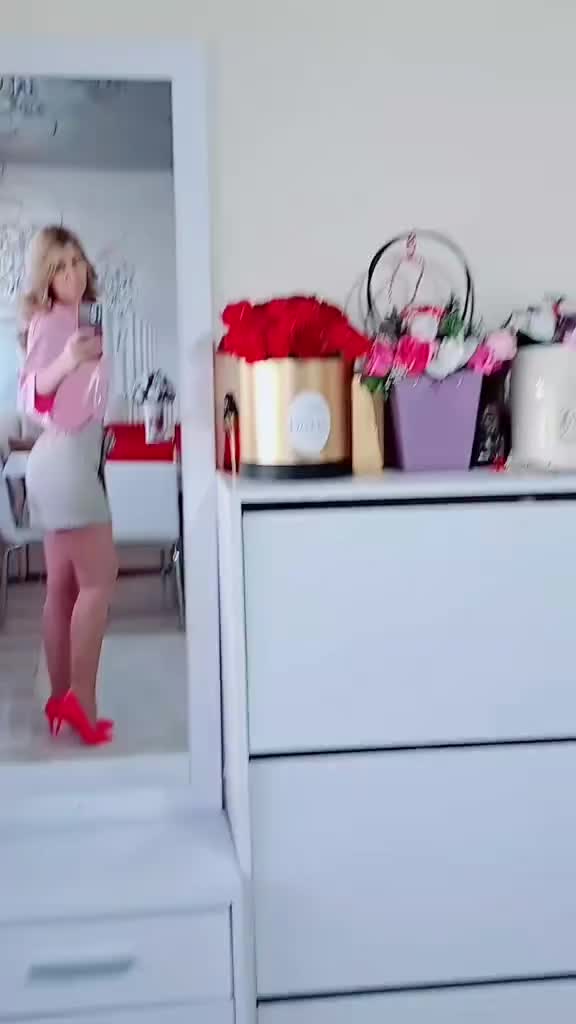 @cornelia