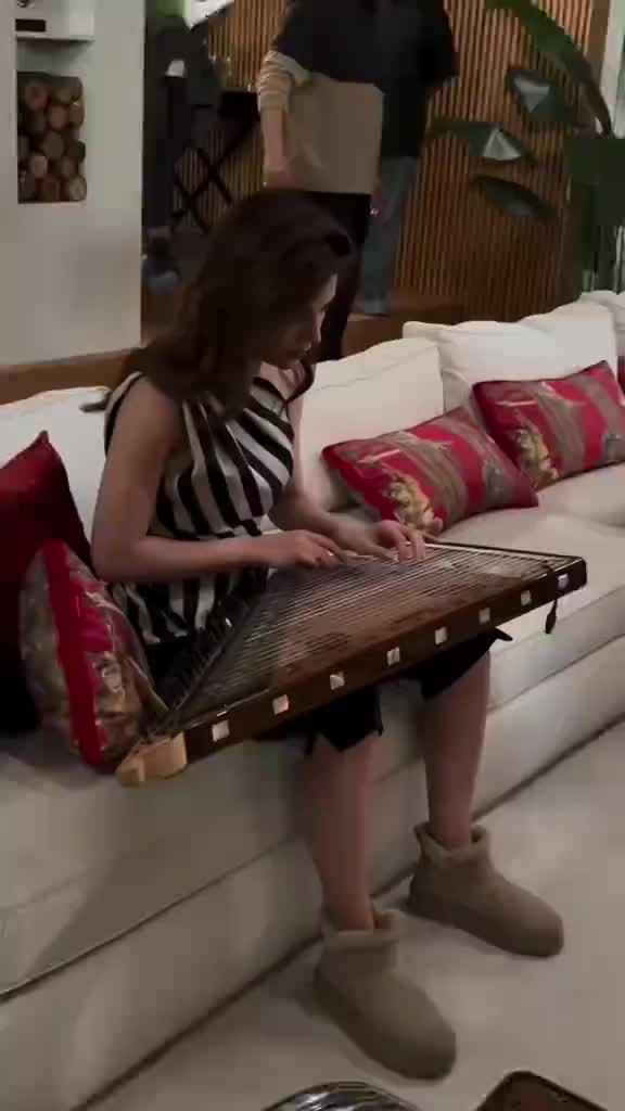 @Devozkanaşığı_🎀