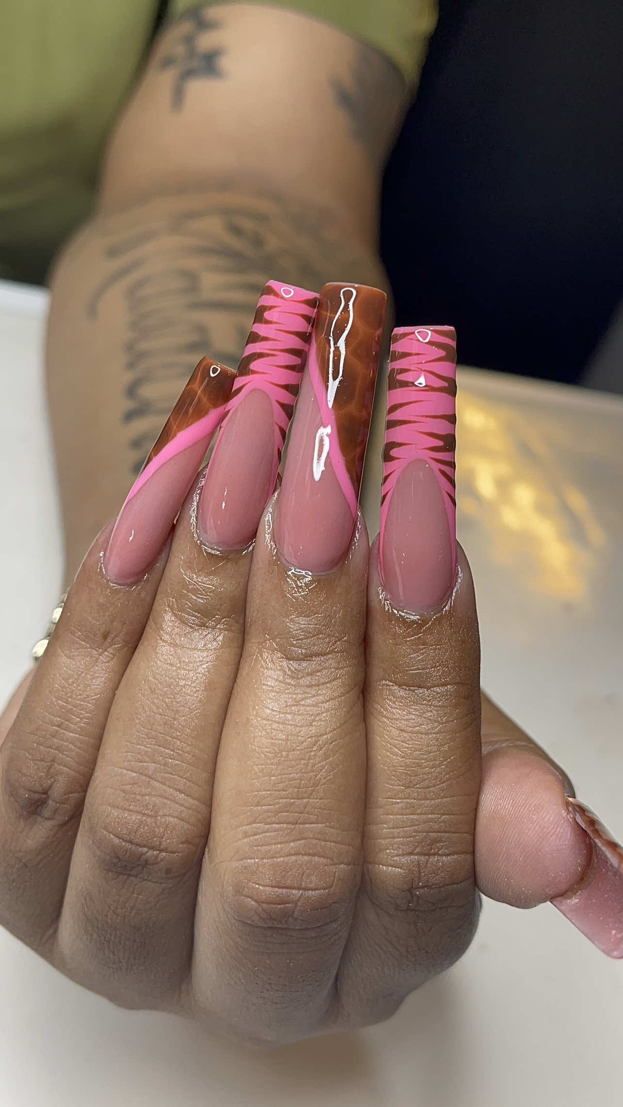 @shadesofshuga
