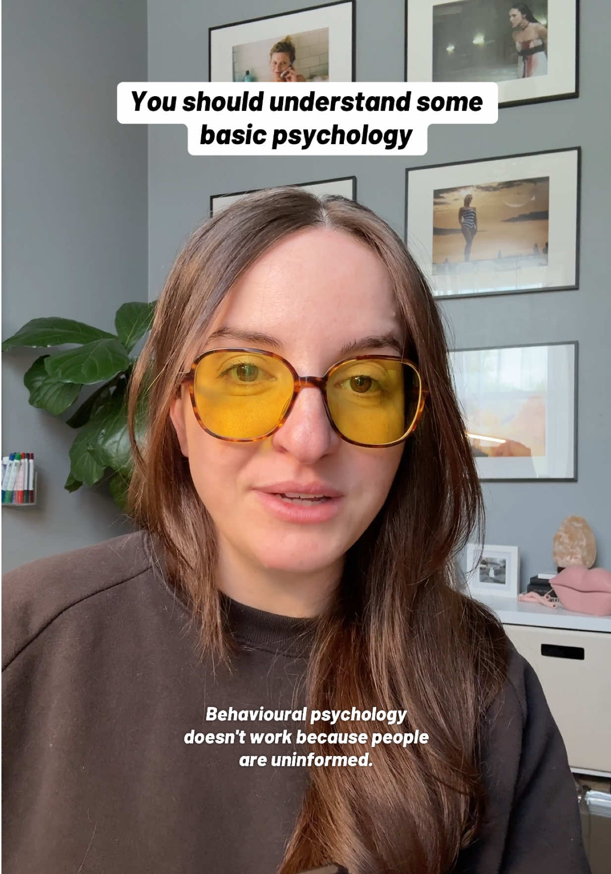 @Anja | your brand strategist ✨