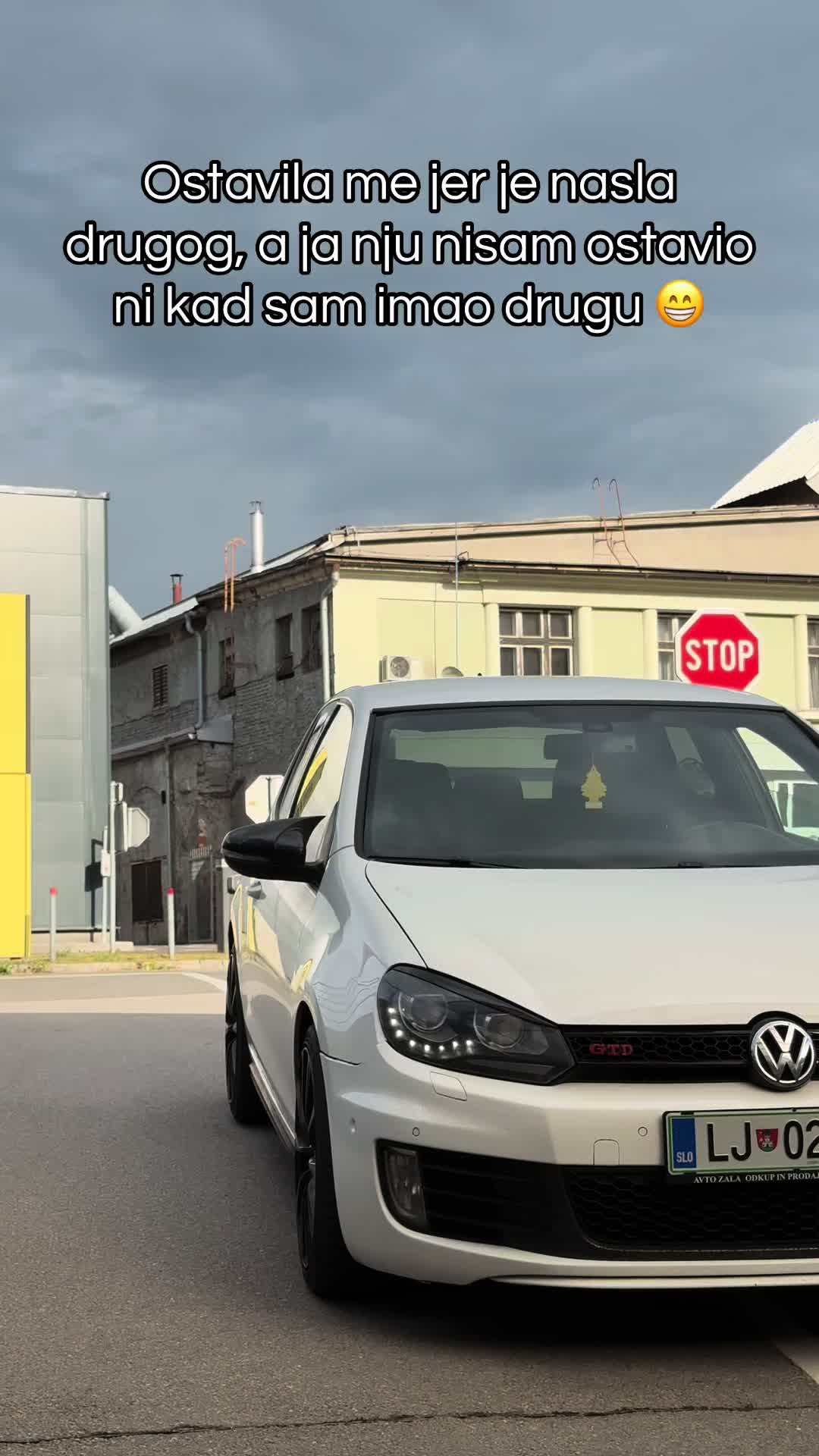 @Ｌｅｄｅｎｉ 🥶
