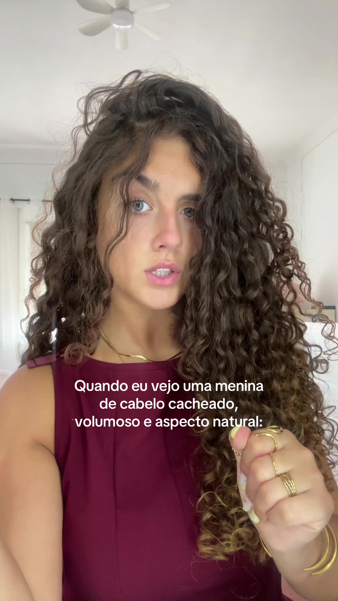 @laratorrez_