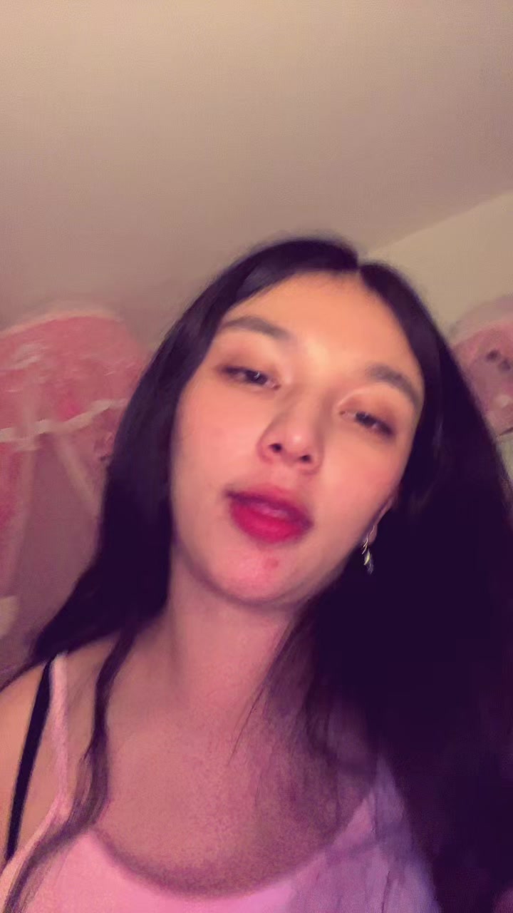 @Ximena C. 🤍