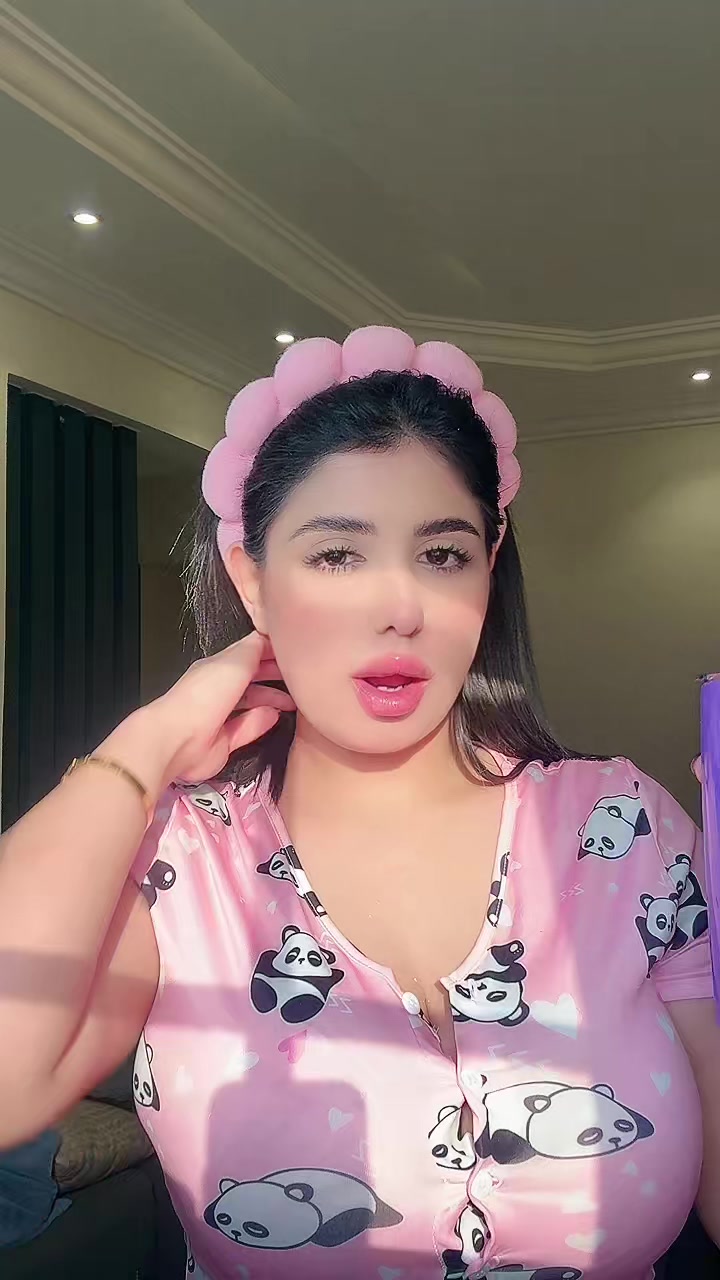 @Oumaima🩷🎀