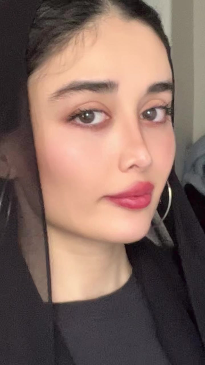 @mahroo