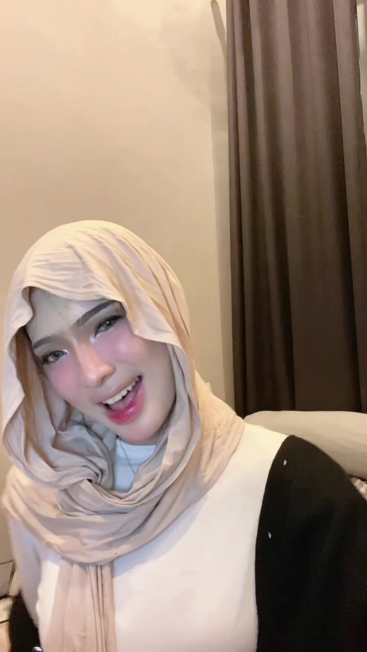 @نبيلة