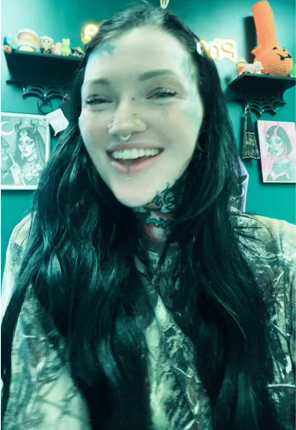 @Phoebe René