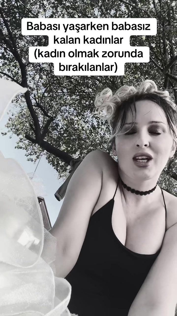 @Derya Bas