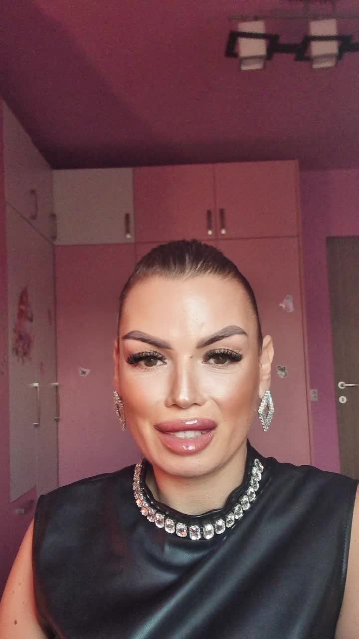 @Tania karina