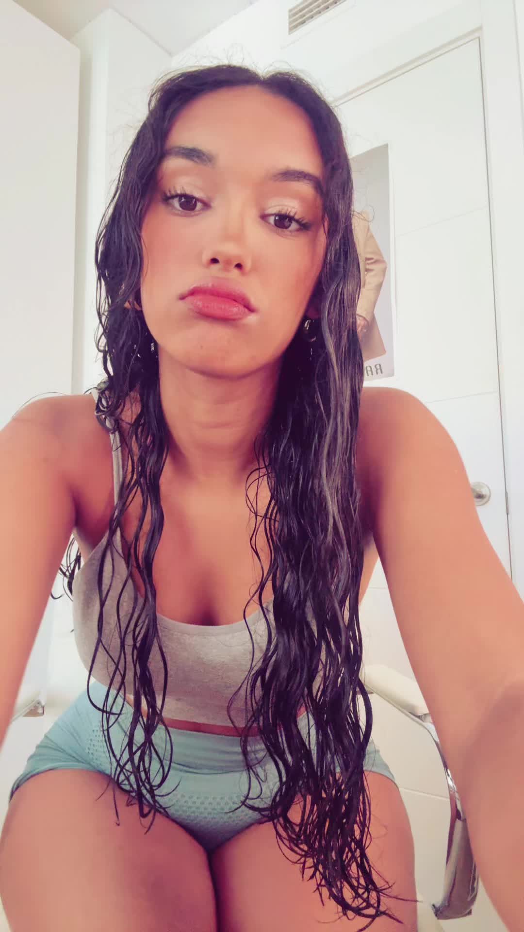 @🥀