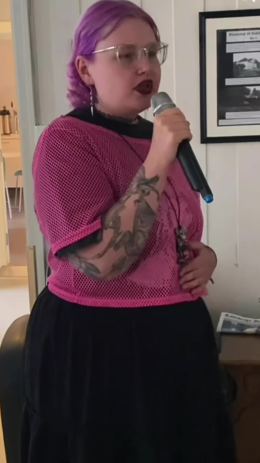 @ItsmeLoonie