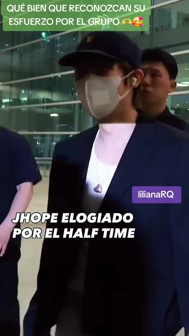 @Liliana RQ💜