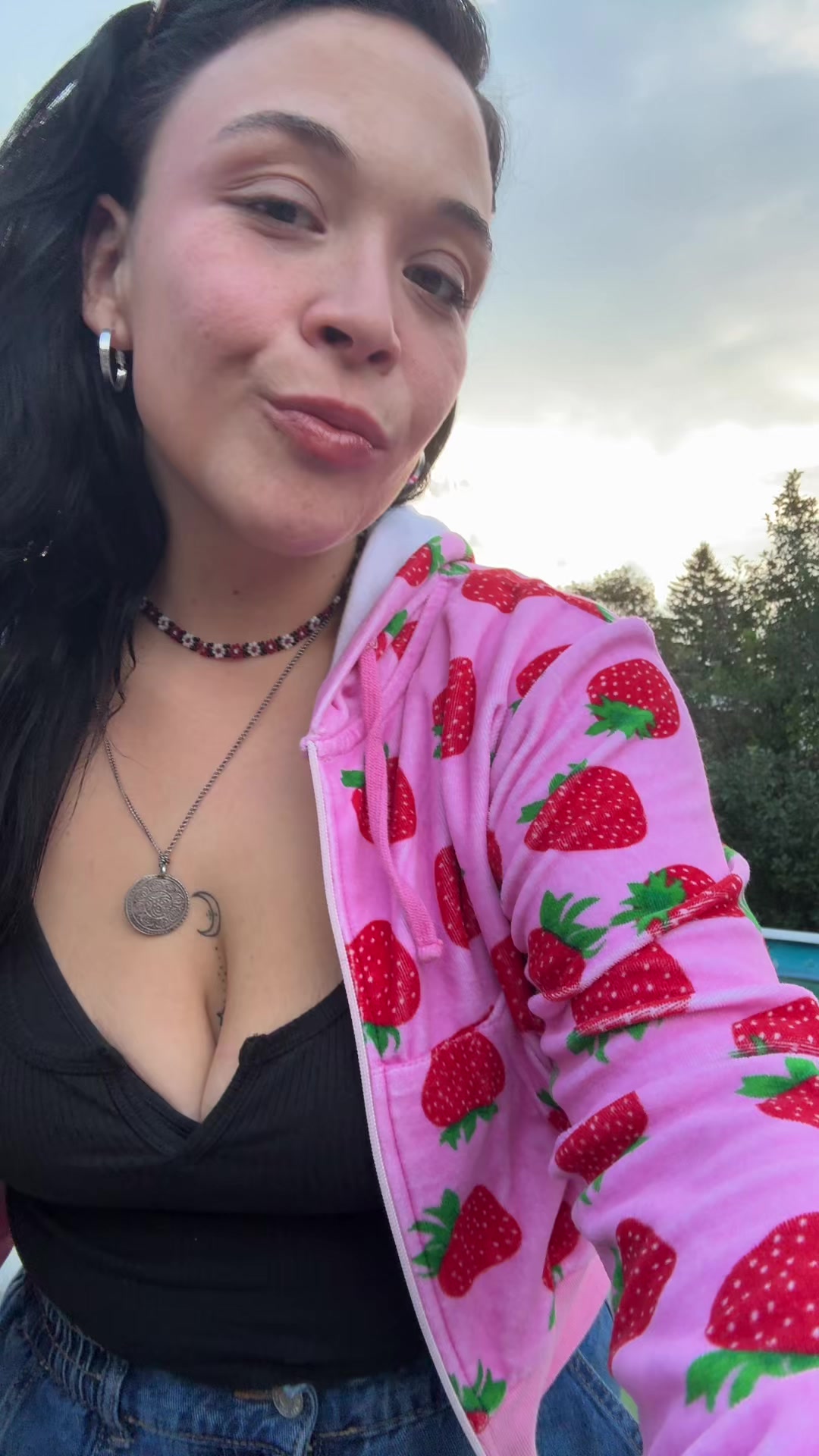 @LauraEdwardsMusic 🍓✨