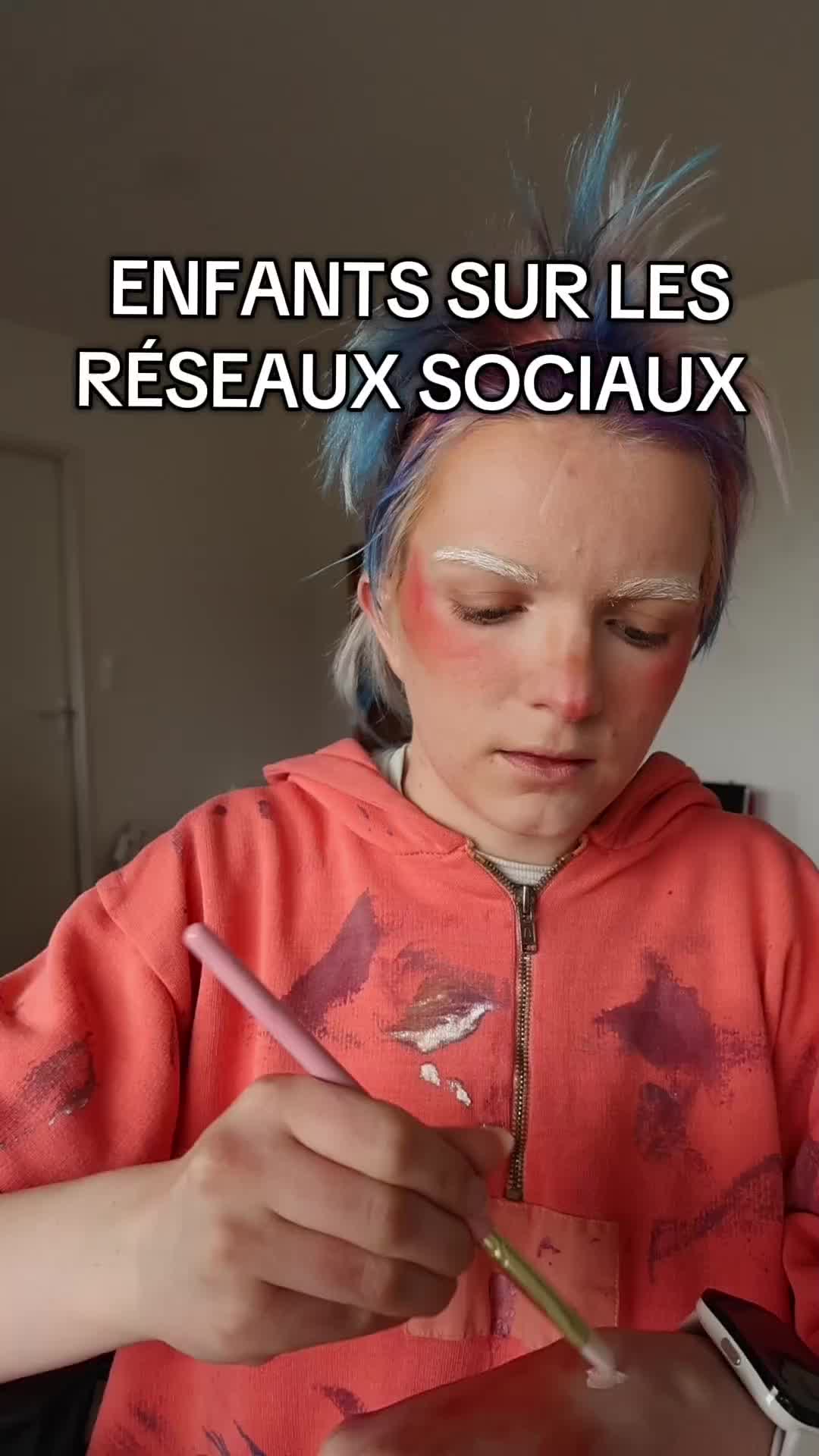 @Charlie (il/elle)