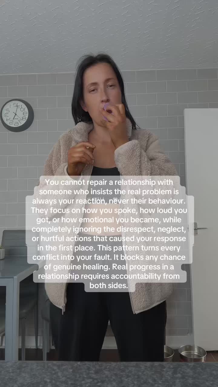 @J A D E ☮️