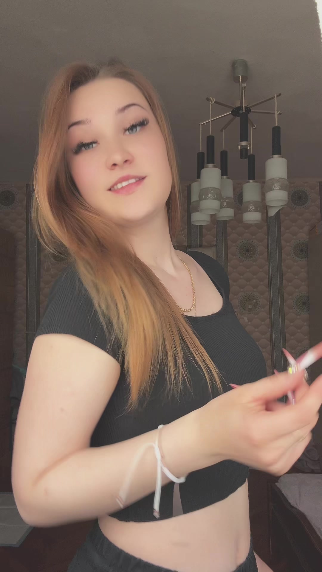 @liviakrjcz&aacute;r30