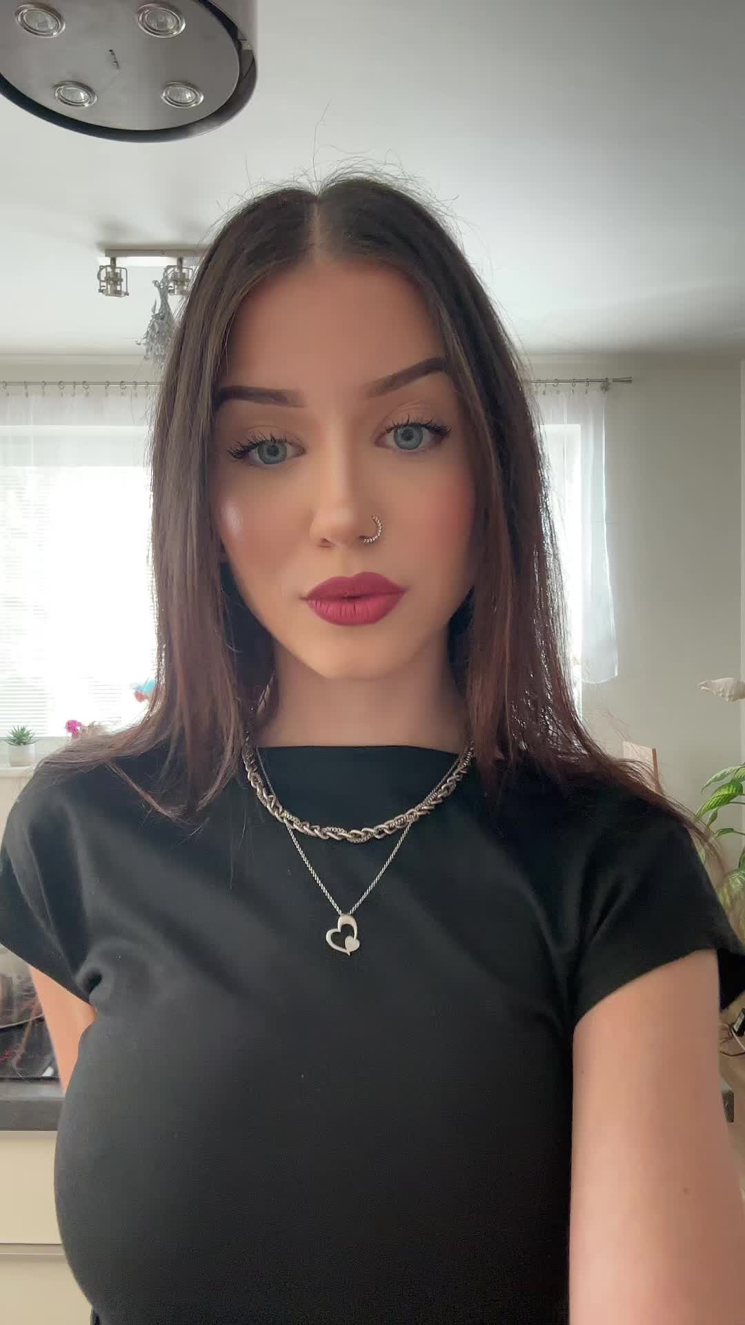 @🥀SAŇA🥀
