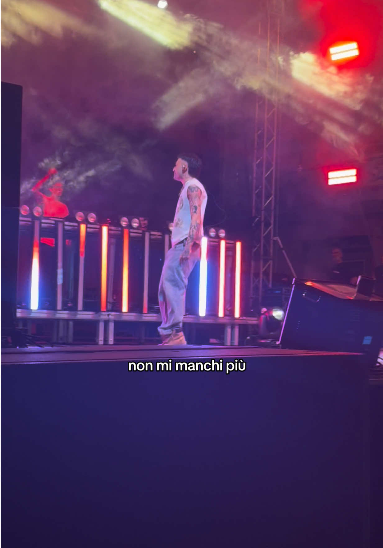 @HAL QUARTI&Egrave;R