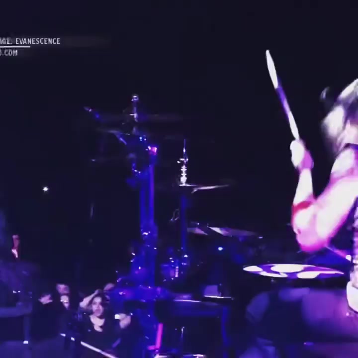 @Evanescence (Fans)