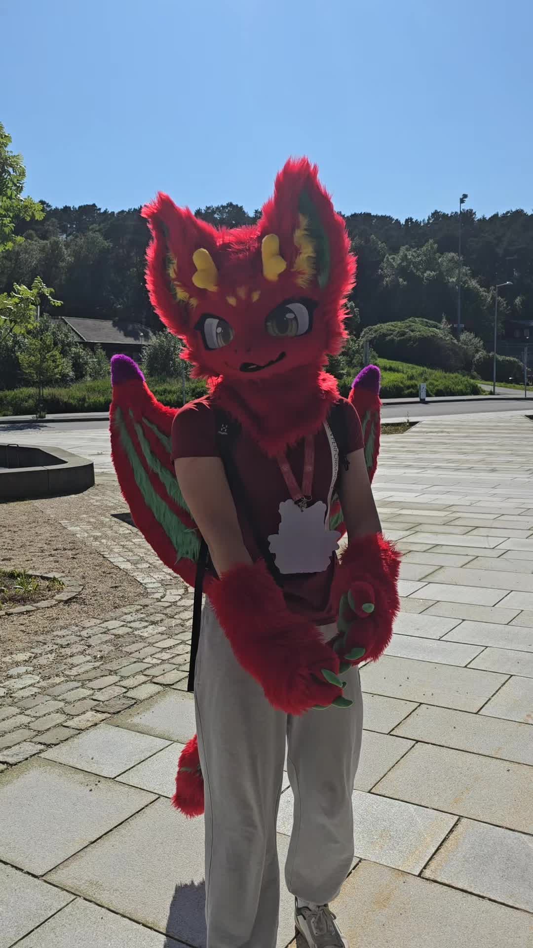 @Lunar🐉