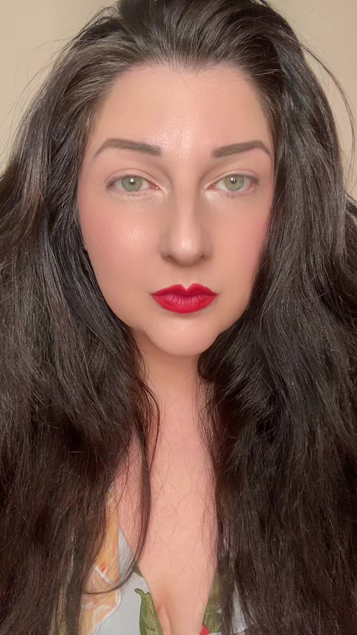 @chloeblossomirl