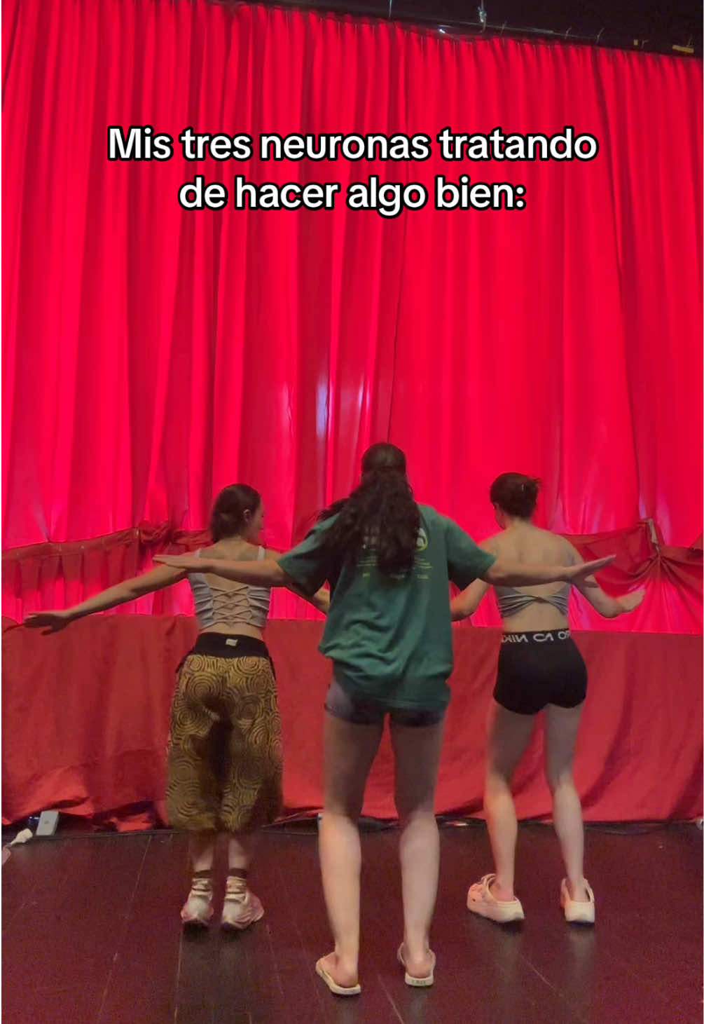 @Luc&iacute;a Oltra 💜