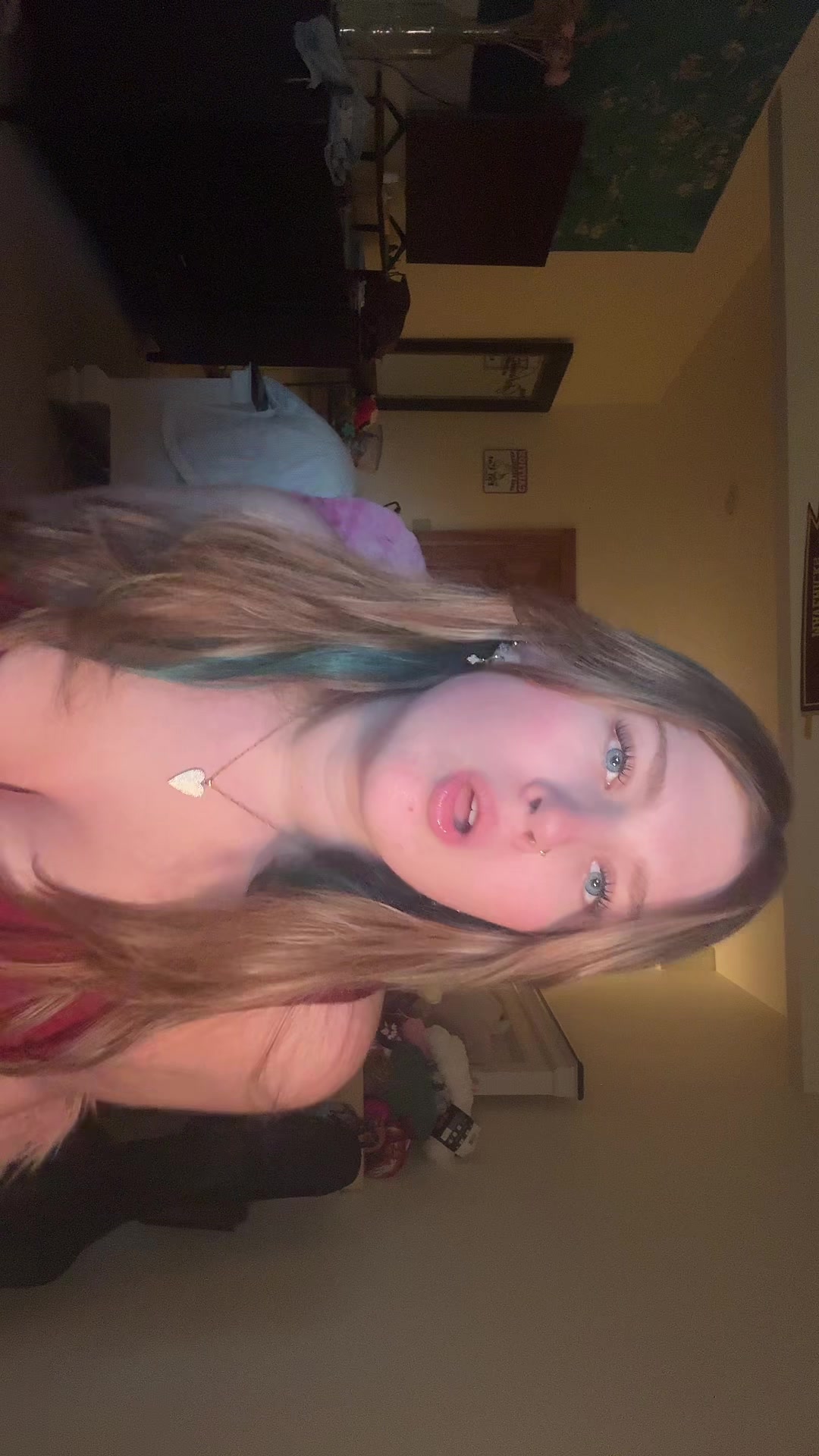 @BellaB00