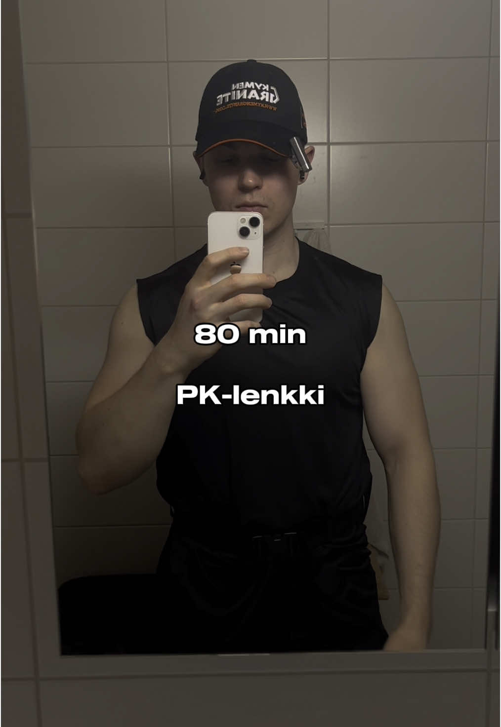 @hyttisenjani