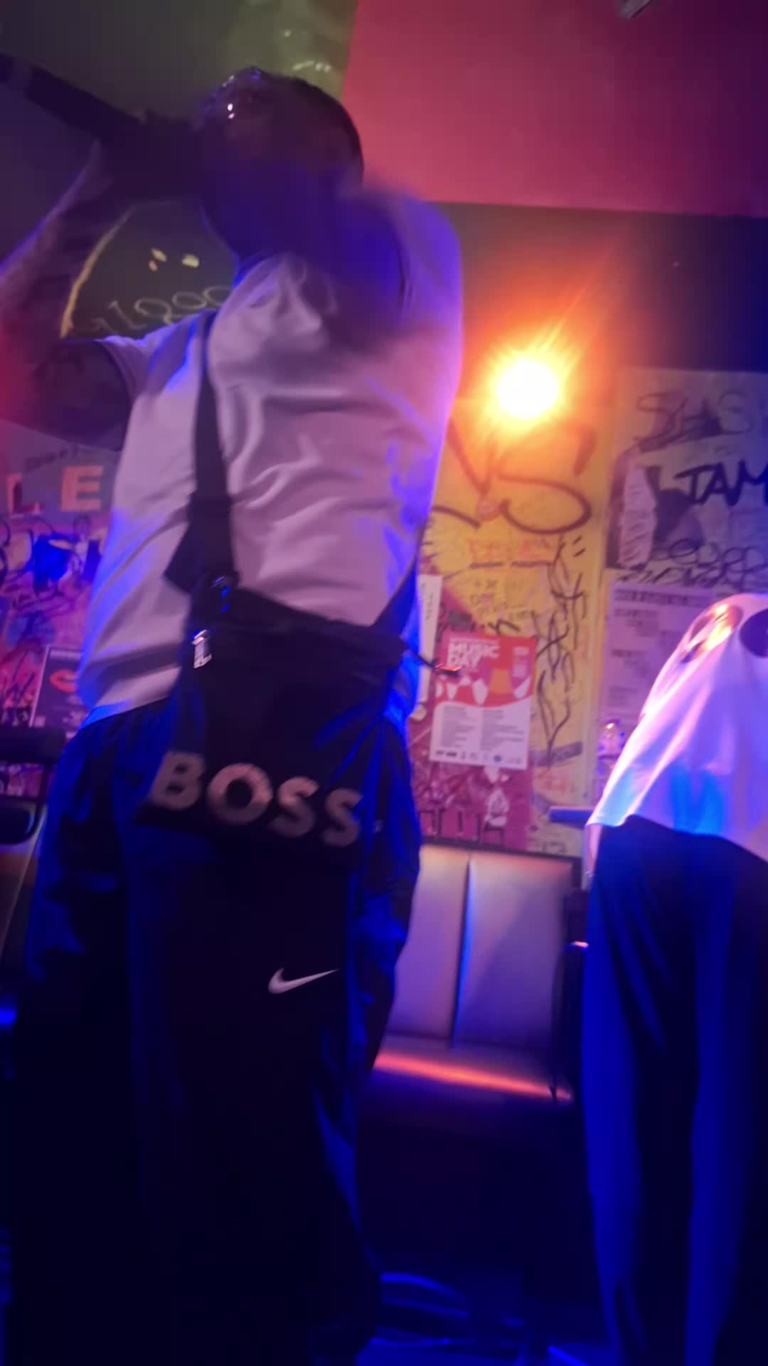 @Mała🫧