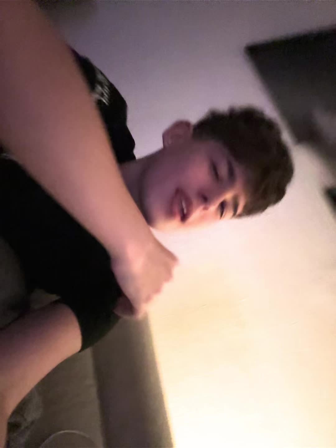 @Vuk_120