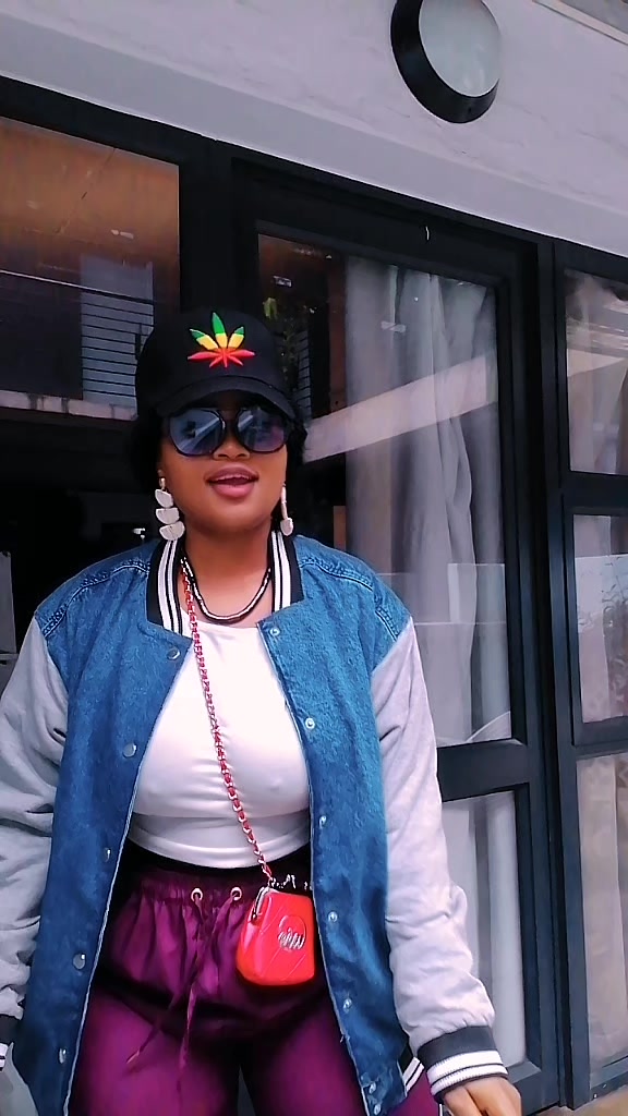 @Thuli Khuzwayo