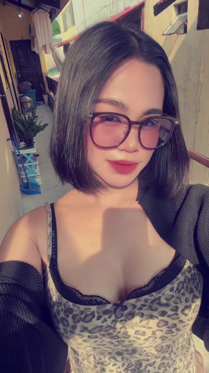 @zyra