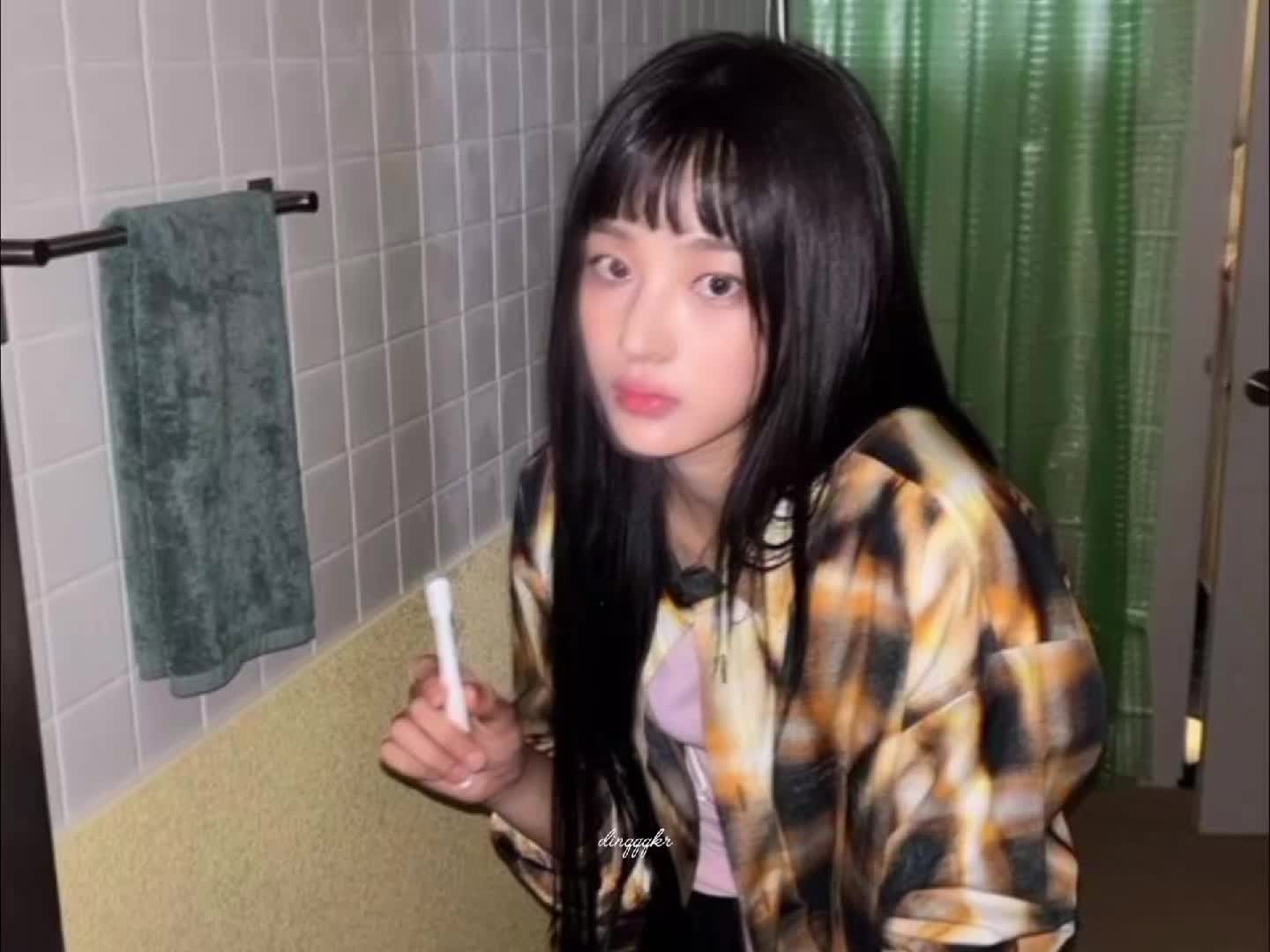 @dinqqqkr