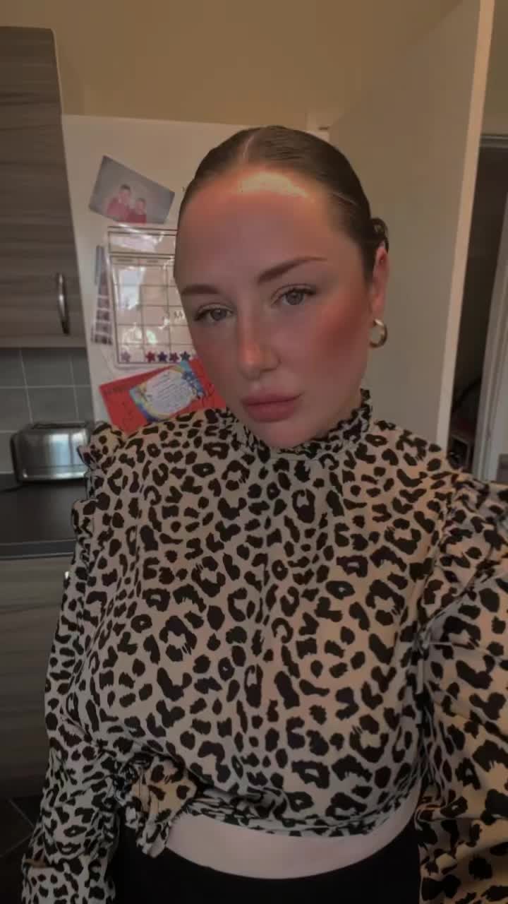 @EmmaElizabeth🖤