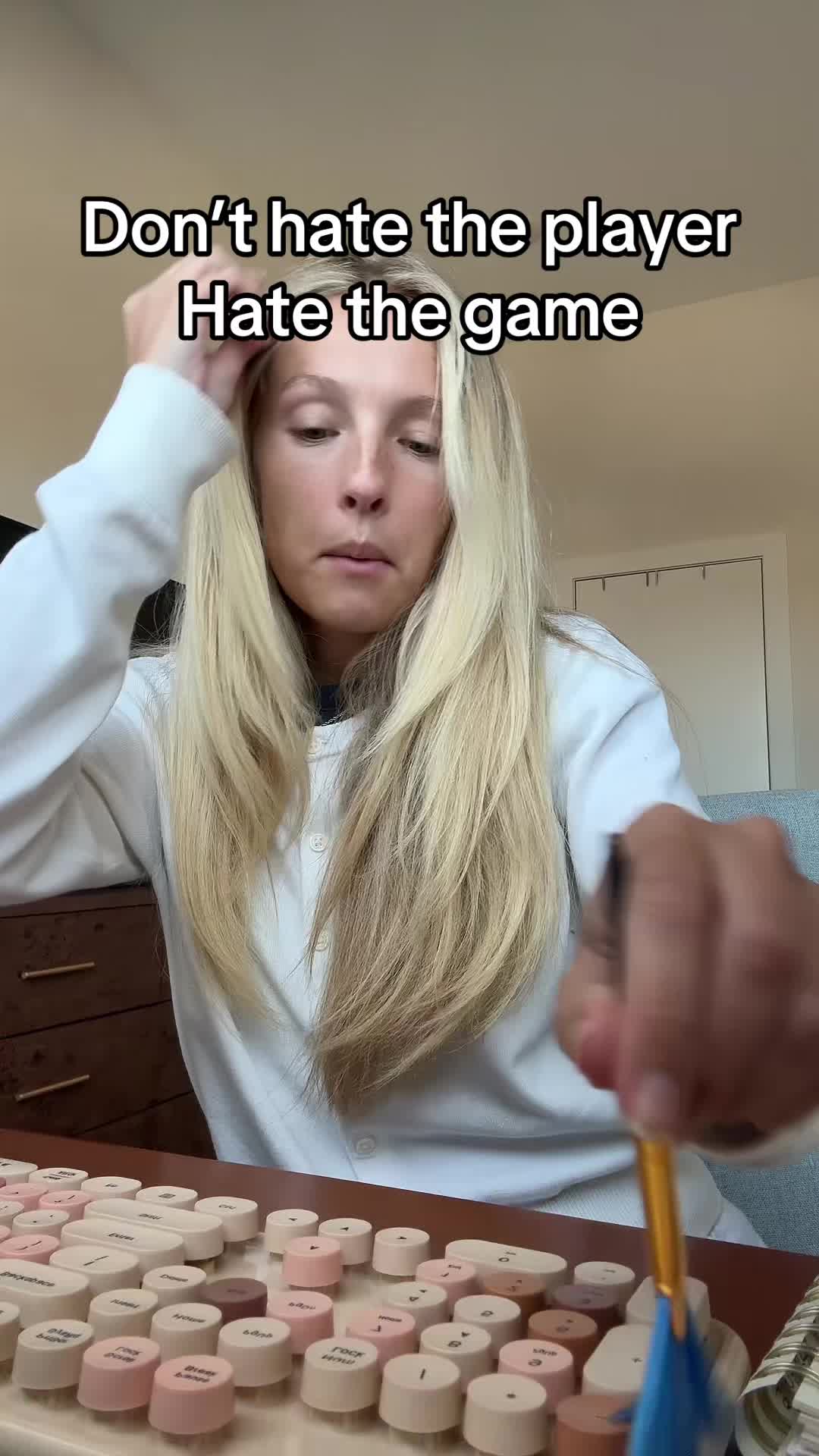 @caitlinminutes