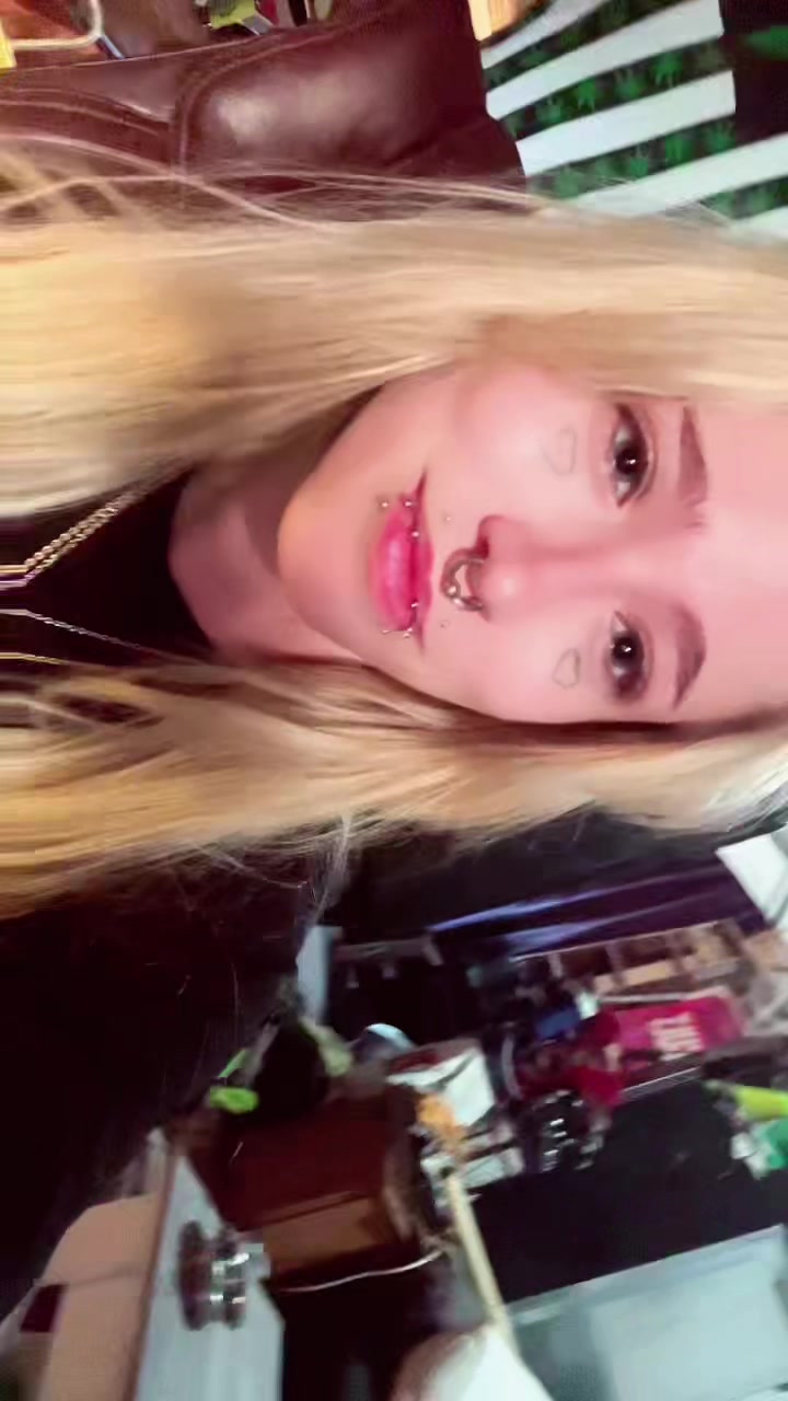 @Gothic Hippie