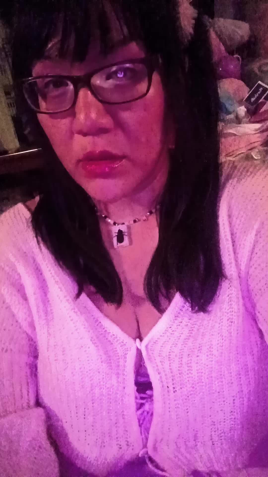@hopelessrhia