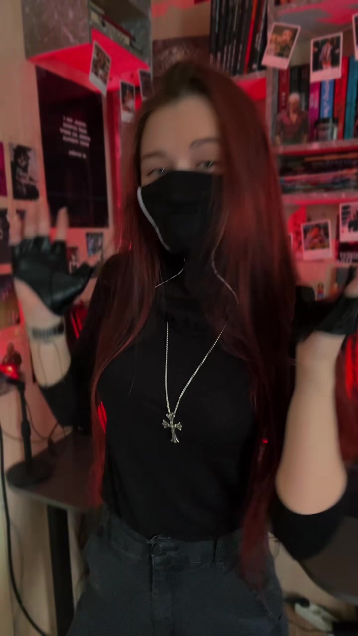 @𝕾𝖊𝖗𝖆𝖋𝖎𝖒𝖆