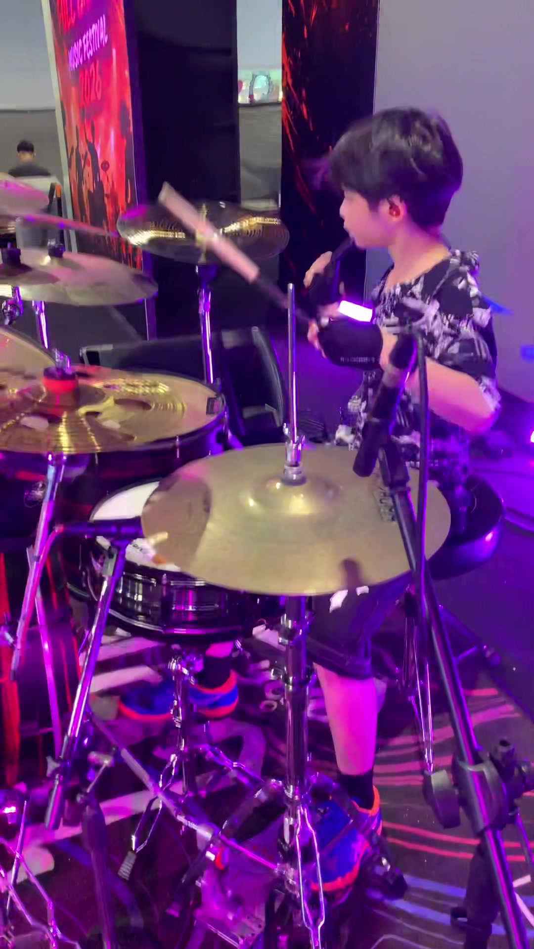 @leoboy_drummer