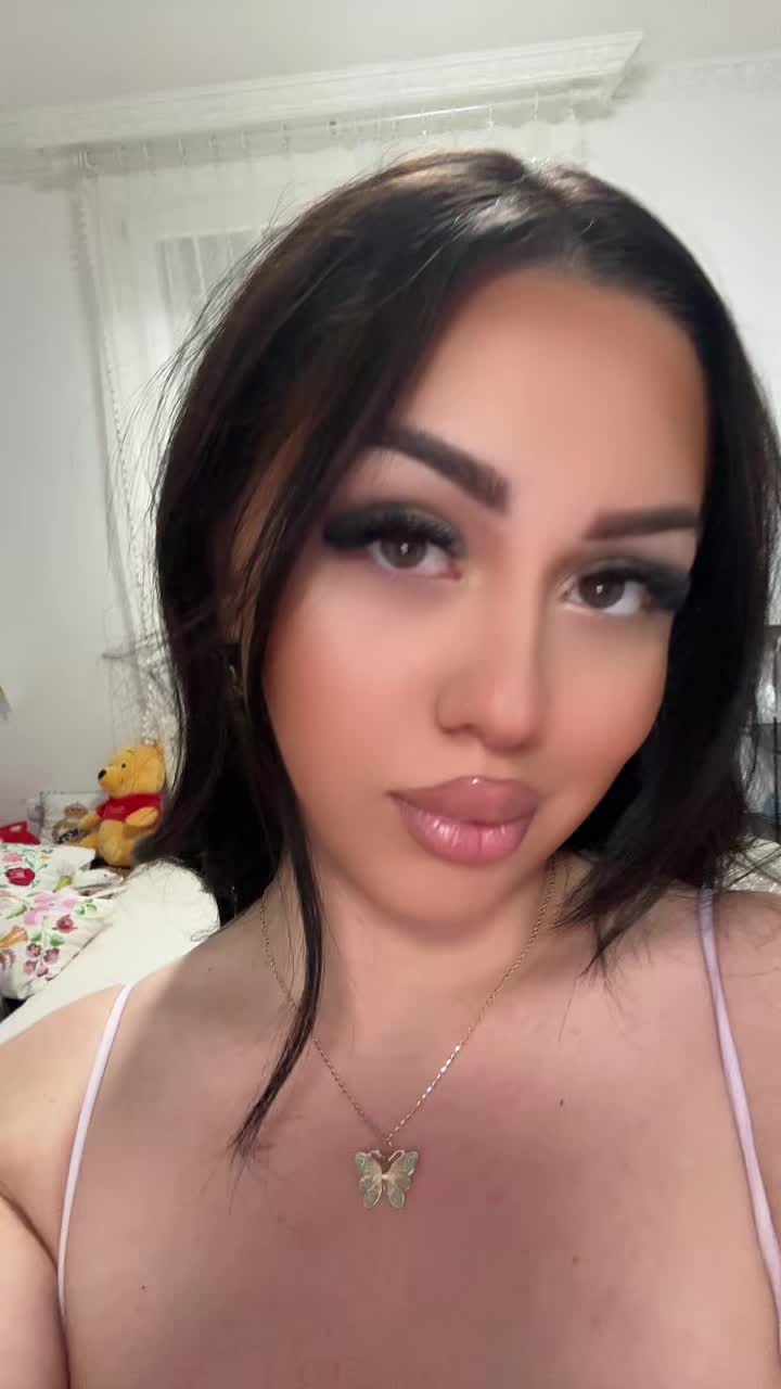 @ᴠᴀɴᴇꜱꜱᴀ