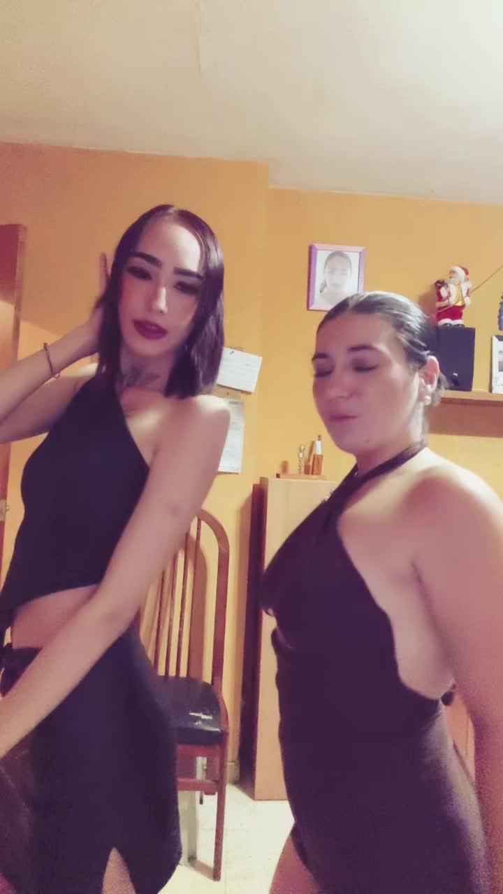 @Melisa Lopez🇷🇴