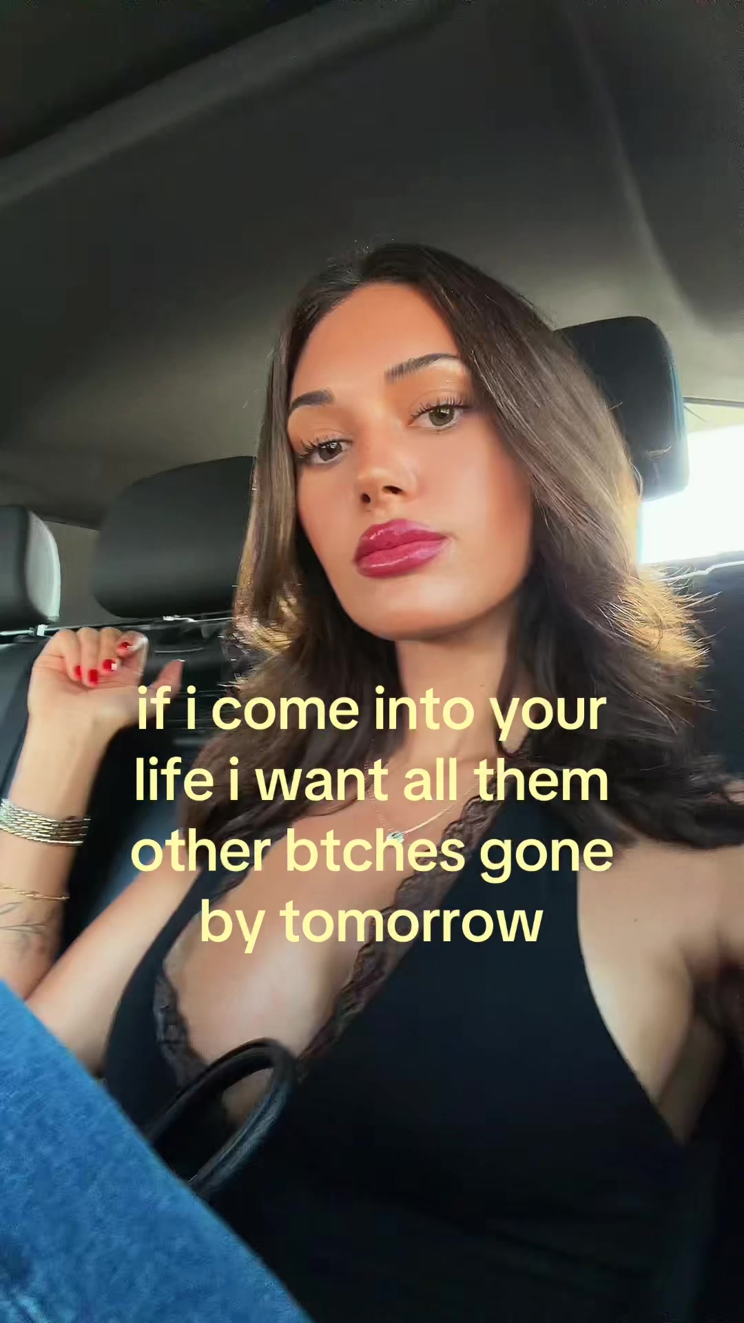 @lucy