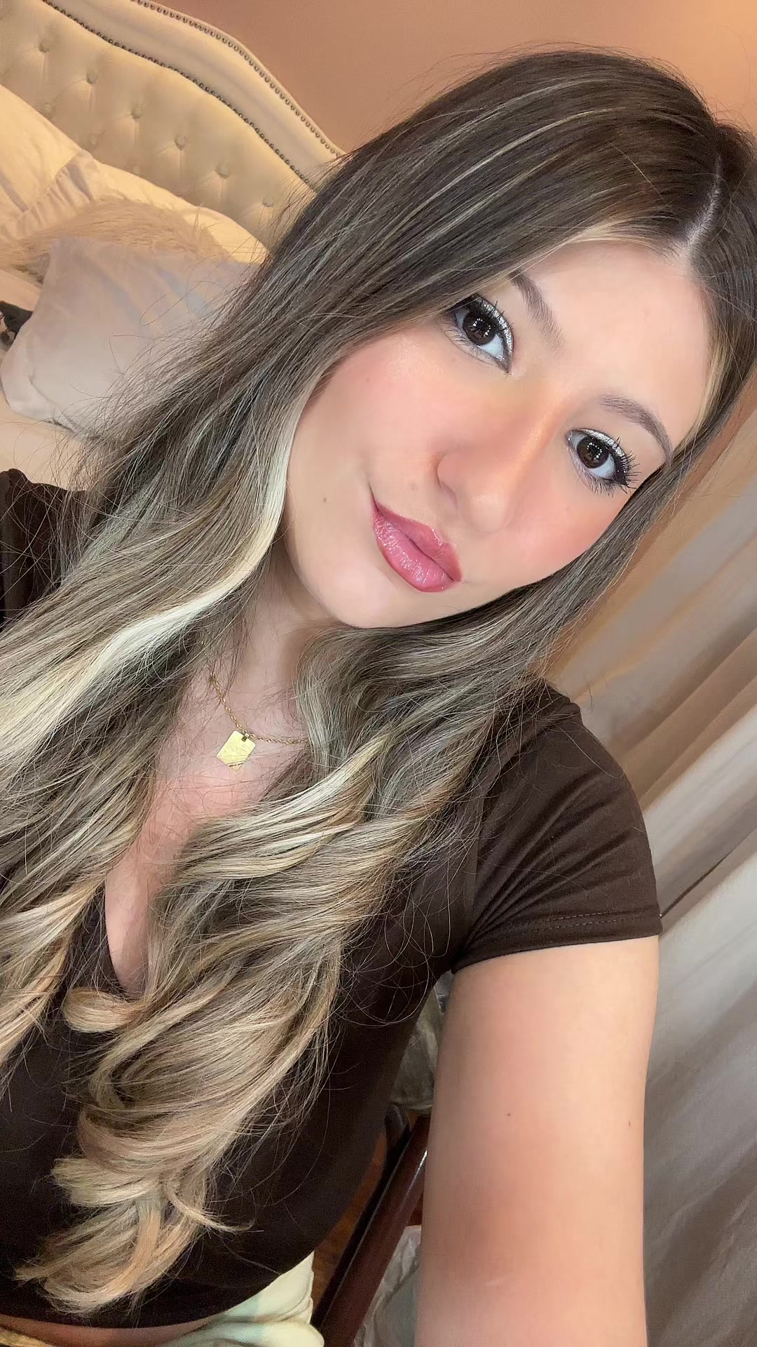 @Camila 👑